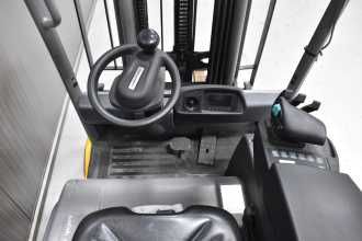 Použité vysokozdvižné vozíky JUNGHEINRICH EFG 320 /58923/ ELEKTRO VIERRADFRONTSTAPLER (13069542)
