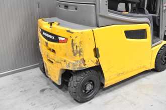 Použité vysokozdvižné vozíky JUNGHEINRICH EFG 320 /58923/ ELEKTRO VIERRADFRONTSTAPLER (13069542)