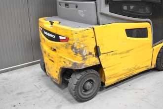 Použité vysokozdvižné vozíky JUNGHEINRICH EFG 320 /58985/ ELEKTRO VIERRADFRONTSTAPLER (13071179)