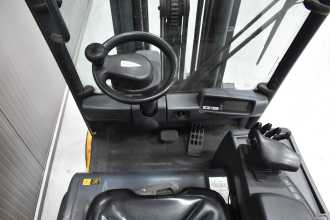 Použité vysokozdvižné vozíky JUNGHEINRICH EFG 320 /58988/ ELEKTRO VIERRADFRONTSTAPLER (13070396)