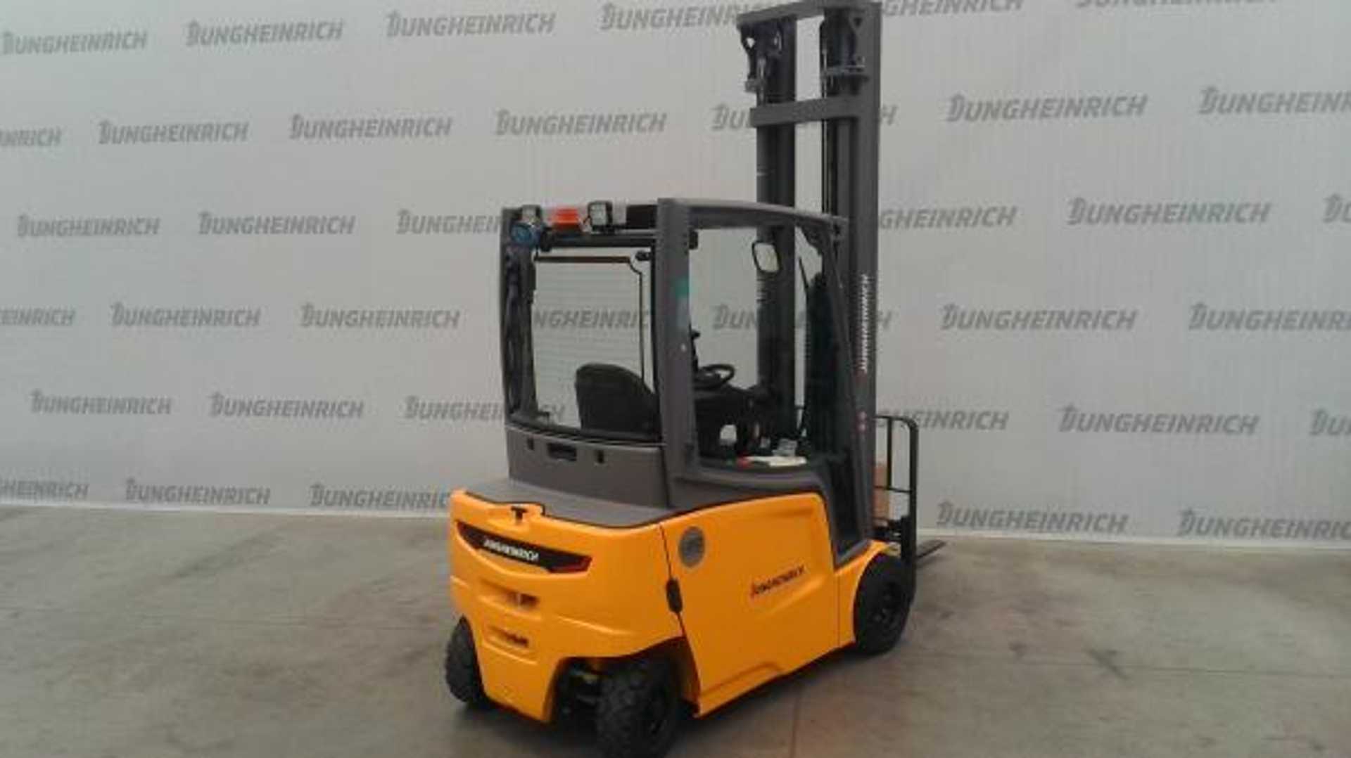 Použité vysokozdvižné vozíky JUNGHEINRICH EFG 320 Li SP GE 115-700 DZ ELEKTRO VIERRADFRONTSTAPLER (13068708)