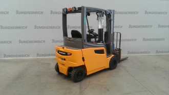 Použité vysokozdvižné vozíky JUNGHEINRICH EFG 320 SP G+E 115-440 DZ ELEKTRO VIERRADFRONTSTAPLER (13009949)