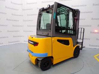 Použité vysokozdvižné vozíky JUNGHEINRICH EFG 425 SP GE 115-330 ZT ELEKTRO VIERRADFRONTSTAPLER (13075238)