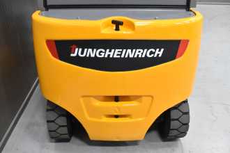 Použité vysokozdvižné vozíky JUNGHEINRICH EFG 425 k /55900/ ELEKTRO VIERRADFRONTSTAPLER (12981666)