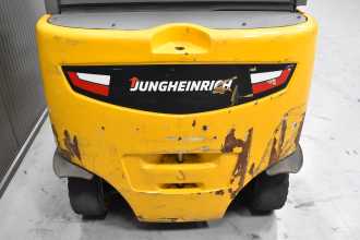 Použité vysokozdvižné vozíky JUNGHEINRICH EFG 425 k /58916/ ELEKTRO VIERRADFRONTSTAPLER (13069529)
