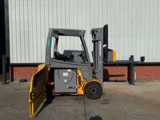 Použité vysokozdvižné vozíky JUNGHEINRICH EFG 425 / nur 487 Stunden ELEKTRO VIERRADFRONTSTAPLER (13068463)