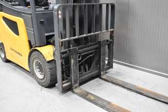 Použité vysokozdvižné vozíky JUNGHEINRICH EFG 430 k /57651/ ELEKTRO VIERRADFRONTSTAPLER (13065589)