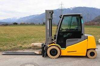 Použité vysokozdvižné vozíky JUNGHEINRICH EFG 550 ELEKTRO VIERRADFRONTSTAPLER (13071439)