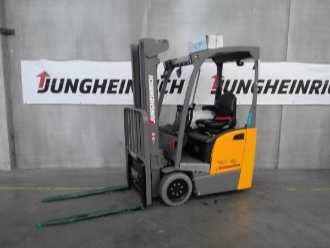 Použité vysokozdvižné vozíky JUNGHEINRICH EFG BA 113 GE 115 480 DZ ELEKTRO VIERRADFRONTSTAPLER (12924676) backdrop