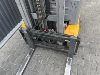 Použité vysokozdvižné vozíky JUNGHEINRICH EFG216k ELEKTRO DREIRADFRONTSTAPLER (13040746)