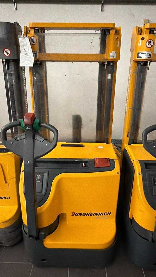 Použité vysokozdvižné vozíky JUNGHEINRICH EJC 212 ELEKTRO HOCHHUBWAGENDEICHSEL (13066227)