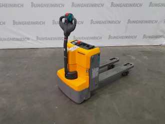 Použité vysokozdvižné vozíky JUNGHEINRICH EJE M13 G 115 54 ELEKTRO NIEDERHUBWAGENDEICHSEL (13072263)