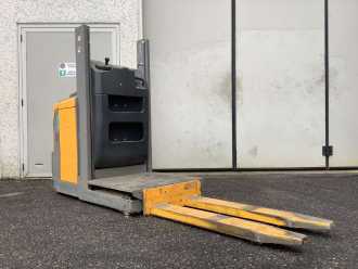 Použité vysokozdvižné vozíky JUNGHEINRICH EKS 110 L 100 E ELEKTRO NIEDERHUBKOMMISSIONIERER (13064816)