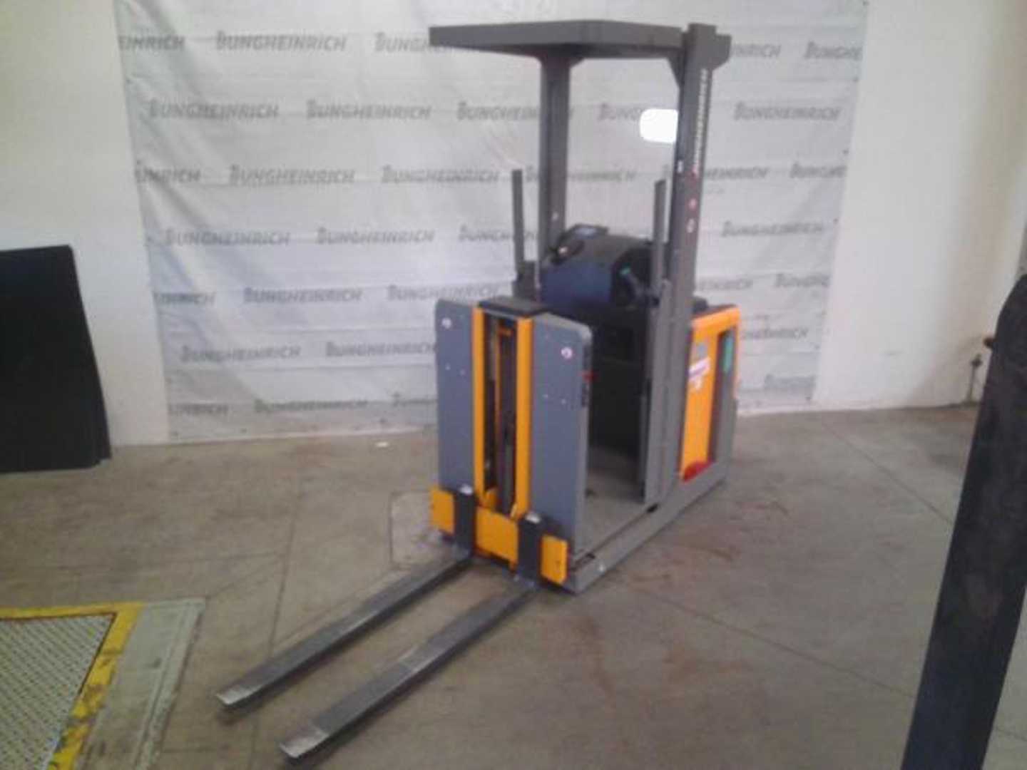 Použité vysokozdvižné vozíky JUNGHEINRICH EKS 110 Z 160E ELEKTRO HOCHHUBKOMMISSIONIERER (13072243)