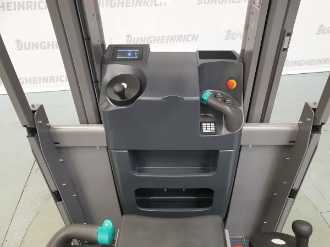 Použité vysokozdvižné vozíky JUNGHEINRICH EKS 110 Z 280 ZZ 115 ELEKTRO HOCHHUBKOMMISSIONIERER (13042189)
