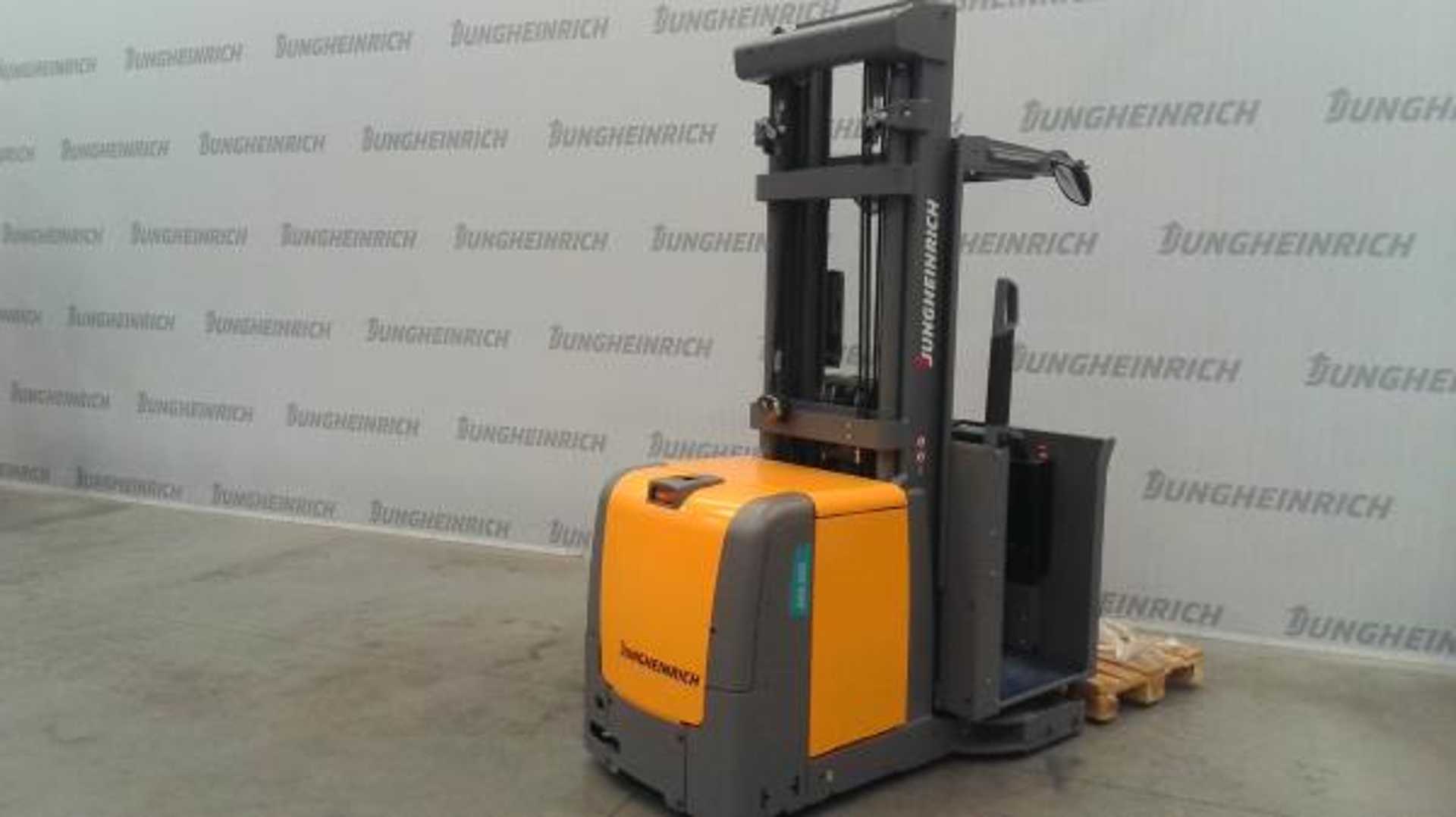 Použité vysokozdvižné vozíky JUNGHEINRICH EKS 210 Z+F 080-600 DZ ELEKTRO HOCHHUBKOMMISSIONIERER (13068685)