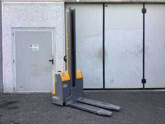 Použité vysokozdvižné vozíky JUNGHEINRICH EMC 110 ELEKTRO HOCHHUBWAGENDEICHSEL (13065887)