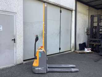Použité vysokozdvižné vozíky JUNGHEINRICH EMC 110 ELEKTRO HOCHHUBWAGENDEICHSEL (13065887)