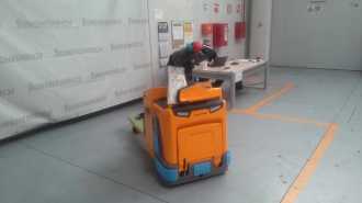 Použité vysokozdvižné vozíky JUNGHEINRICH ERE 120 Li KP 140-51 ELEKTRO NIEDERHUBWAGENFAHRERSTAND (13015183)