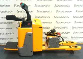 Použité vysokozdvižné vozíky JUNGHEINRICH ERE 225 115-54 KP D LI ION ELEKTRO NIEDERHUBWAGENFAHRERSTAND (13075557)