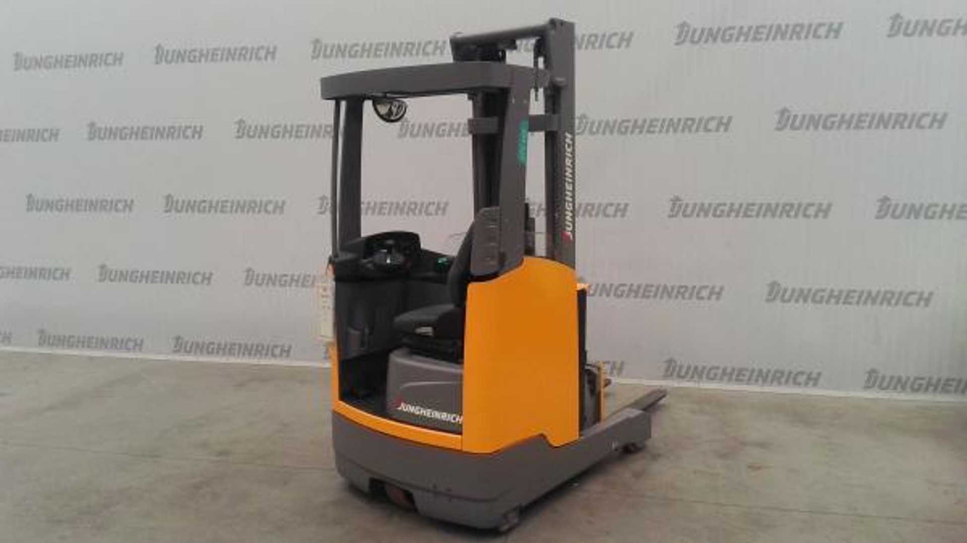Použité vysokozdvižné vozíky JUNGHEINRICH ETV 112 SP E GE 115-590 DZ ELEKTRO SCHUBMASTSTAPLER (12998767)