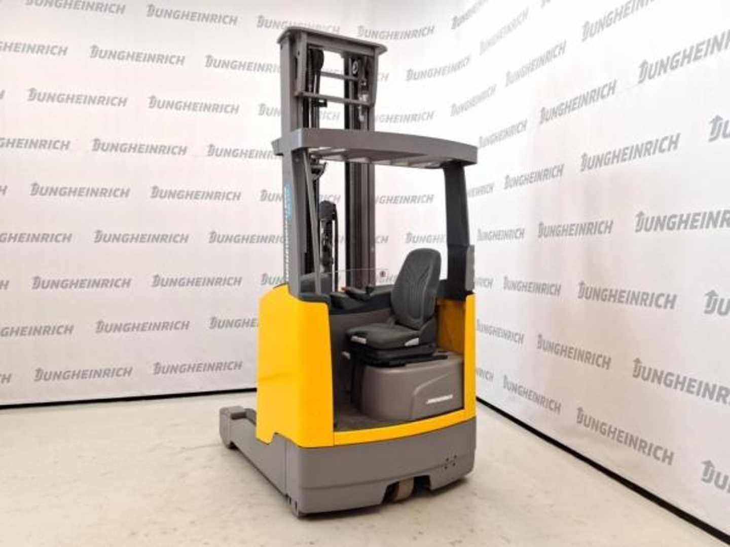 Použité vysokozdvižné vozíky JUNGHEINRICH ETV 214 SP GE 115-740 DZ ELEKTRO SCHUBMASTSTAPLER (13037260)