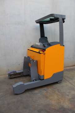 Použité vysokozdvižné vozíky JUNGHEINRICH ETV 216 941 DZ ELEKTRO SCHUBMASTSTAPLER (13034335)