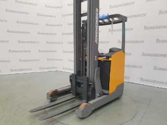 Použité vysokozdvižné vozíky JUNGHEINRICH ETV 318 SP GE 115-740 DZ ELEKTRO SCHUBMASTSTAPLER (13050093)