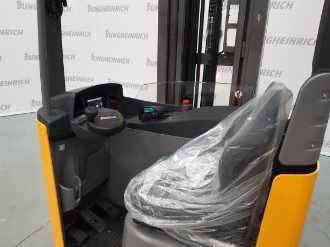 Použité vysokozdvižné vozíky JUNGHEINRICH ETV 320 SP DL GNE 115-872 DZ ELEKTRO SCHUBMASTSTAPLER (13007785)