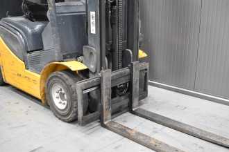 Použité vysokozdvižné vozíky JUNGHEINRICH TFG 316 s /59050/ GAS VIERRADFRONTSTAPLER (13074559)