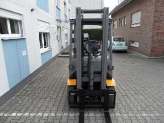 Použité vysokozdvižné vozíky JUNGHEINRICH TFG 316 - weiße Reifen - Freihub GAS VIERRADFRONTSTAPLER (13053185)