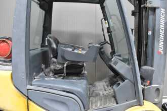 Použité vysokozdvižné vozíky JUNGHEINRICH TFG 425s /58670/ GAS VIERRADFRONTSTAPLER (13064978)