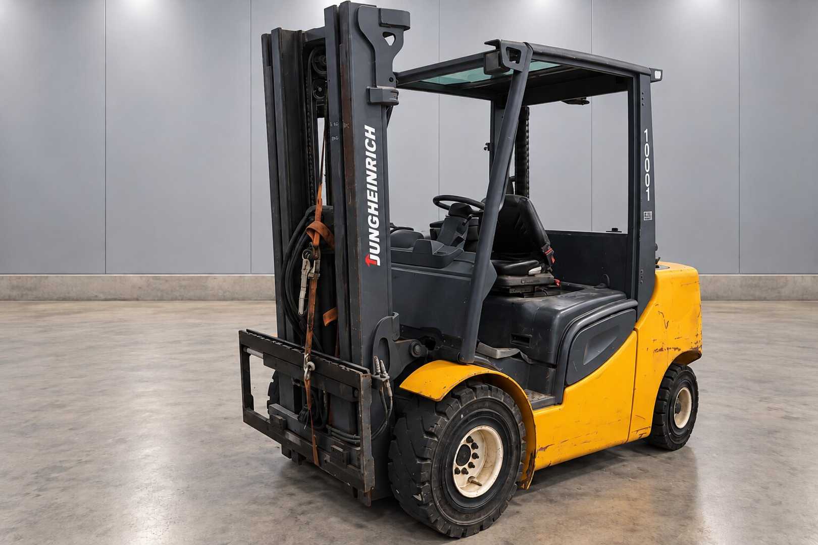 Použité vysokozdvižné vozíky JUNGHEINRICH TFG 435 s /58708/ GAS VIERRADFRONTSTAPLER (13065565)