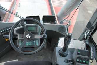 Použité vysokozdvižné vozíky KALMAR DRF450-75S6XS DIESEL REACHSTACKER (12993124)