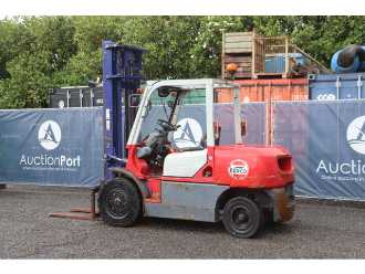 Použité vysokozdvižné vozíky KOMATSU FD35T-7 DIESEL VIERRADFRONTSTAPLER (13065091)