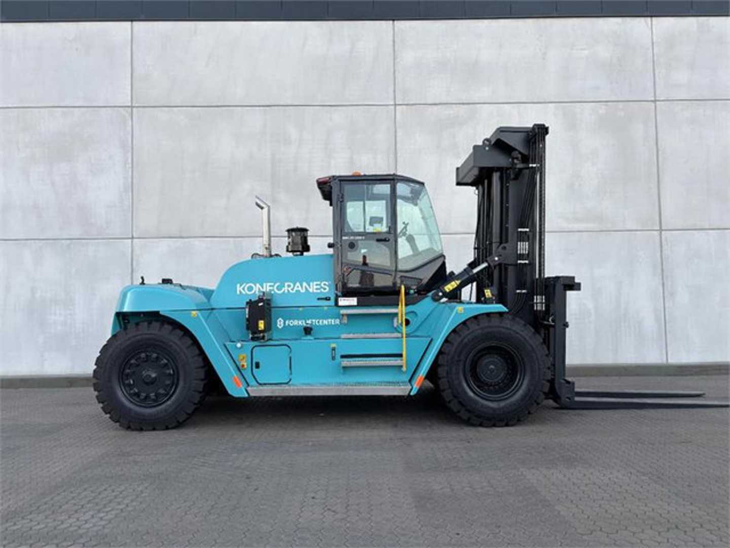 Použité vysokozdvižné vozíky KONECRANES SMV 25-1200C DIESEL VIERRADFRONTSTAPLER (13072582)