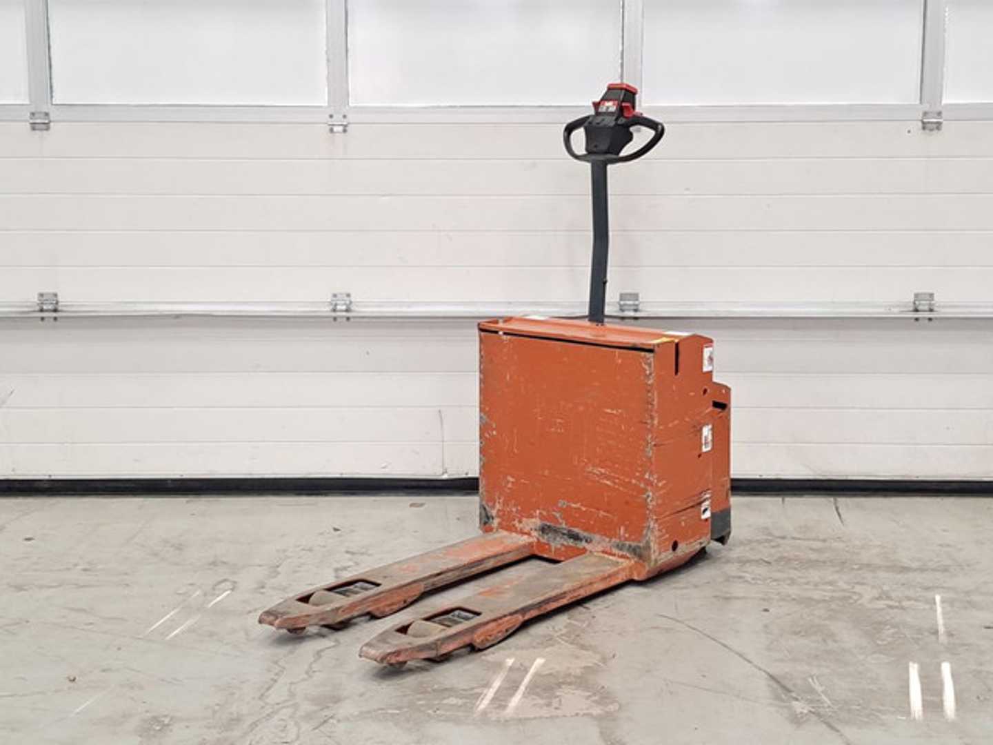 Použité vysokozdvižné vozíky LAFIS LEH 20 ELEKTRO NIEDERHUBWAGENSEMIELEKTRISCH (13012995)