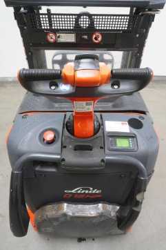 Použité vysokozdvižné vozíky LINDE D 12 HP AP 133 ELEKTRO HOCHHUBWAGENFAHRERSTAND (13018953)