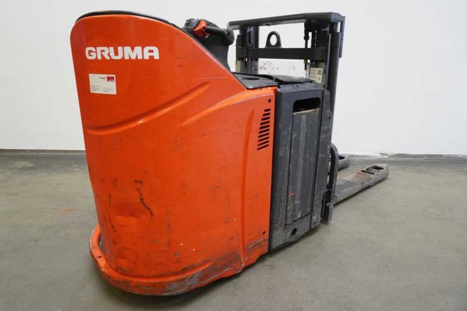 Použité vysokozdvižné vozíky LINDE D 12 HP SP 133 ELEKTRO HOCHHUBWAGENFAHRERSTAND (13009252)