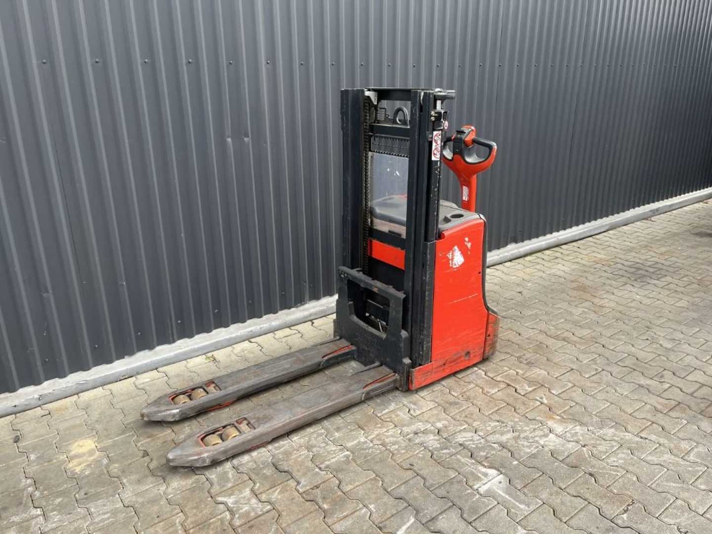 Použité vysokozdvižné vozíky LINDE D08 ELEKTRO HOCHHUBWAGENDEICHSEL (13068818)