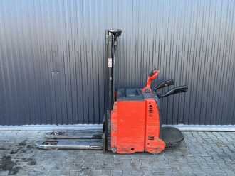 Použité vysokozdvižné vozíky LINDE D12AP ELEKTRO HOCHHUBWAGENFAHRERSTAND (13070463)