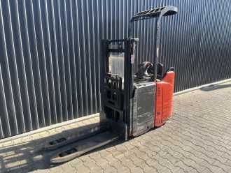 Použité vysokozdvižné vozíky LINDE D12SP ELEKTRO HOCHHUBWAGENFAHRERSTAND (13071267) backdrop
