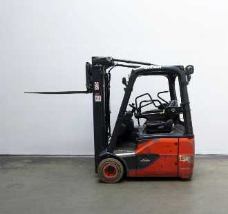 Použité vysokozdvižné vozíky LINDE E 14 EVO 386-02 ELEKTRO DREIRADFRONTSTAPLER (12981065)