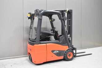 Použité vysokozdvižné vozíky LINDE E 16 C - 02 /57334/ ELEKTRO DREIRADFRONTSTAPLER (13049952)