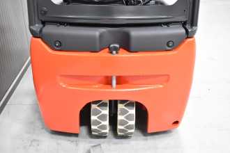 Použité vysokozdvižné vozíky LINDE E 16 C - 02 /58854/ ELEKTRO DREIRADFRONTSTAPLER (13066189)