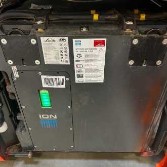 Použité vysokozdvižné vozíky LINDE E 16 P EVO ELEKTRO VIERRADFRONTSTAPLER (12961403)