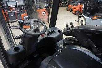 Použité vysokozdvižné vozíky LINDE E 16P-02 - Nur 1.821 Stunden ELEKTRO VIERRADFRONTSTAPLER (13071936)