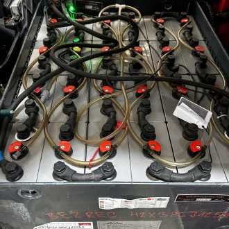 Použité vysokozdvižné vozíky LINDE E 20 PH EVO ELEKTRO VIERRADFRONTSTAPLER (13073556)