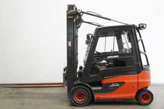 Použité vysokozdvižné vozíky LINDE E 25 387 ELEKTRO VIERRADFRONTSTAPLER (12836984)