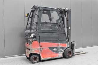 Použité vysokozdvižné vozíky LINDE E 30 HL/600 - 01 /58536/ ELEKTRO VIERRADFRONTSTAPLER (13063171)